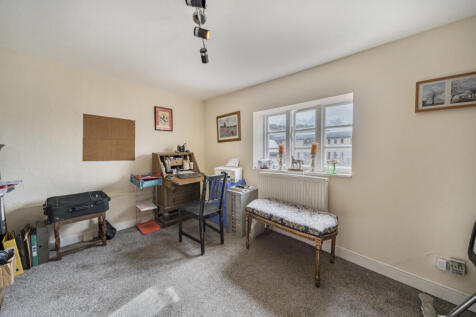 1359364-8-68daced...