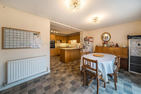 1376793-7-691223f...