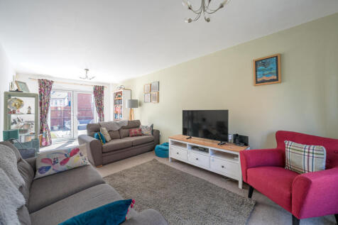 1296025-27-682c75...