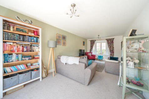 1296025-30-682c75...