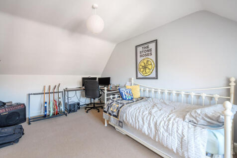 1296025-14-682c75...