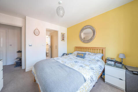 1296025-20-682c75...