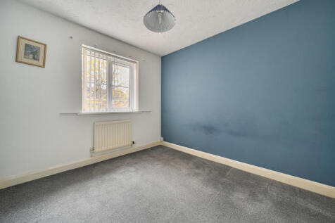 1376647-20-690b4b...