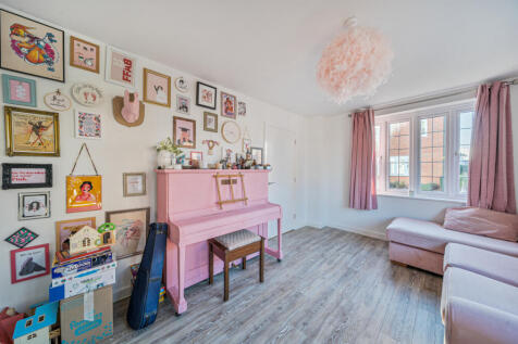 1384424-8-6925ace...