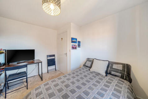 1382688-2-6925af3...