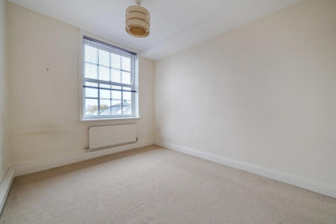 1385948-4-692d71c...