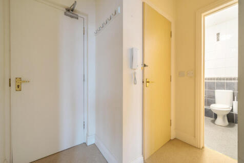 1385948-6-692d752...