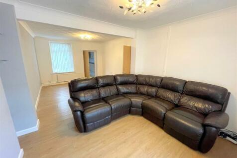 Lounge b.jpg