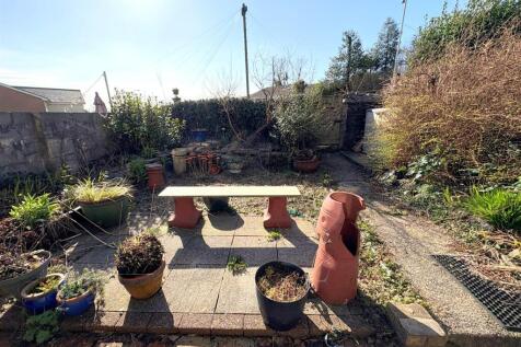 Rear Garden a.jpg