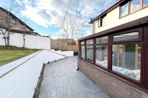 Rear Garden c.jpg