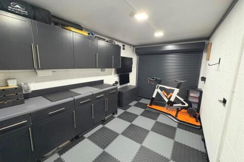 Integral Garage