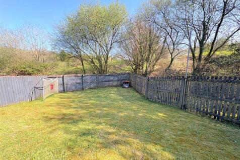 Rear Garden d.jpg