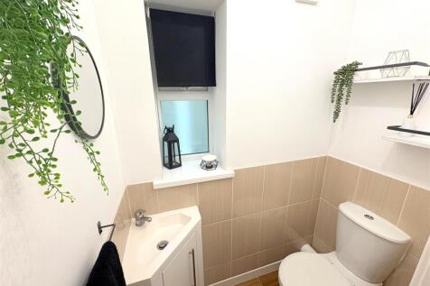Cloakroom.jpg