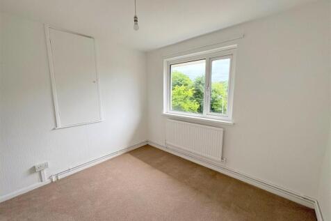 Bedroom 2c.jpg