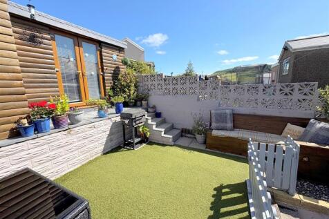 Rear Garden c.jpg