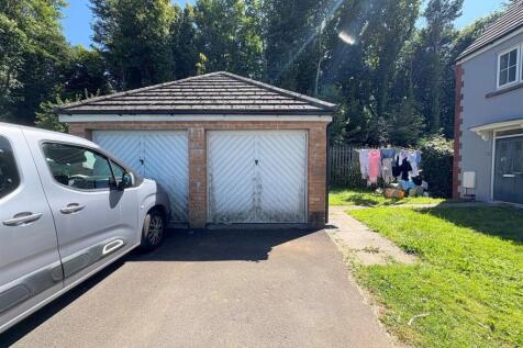Garage.jpg