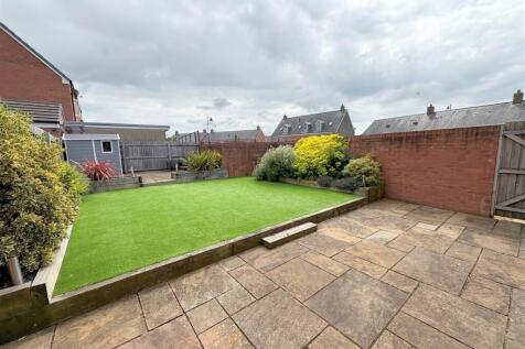 Rear Garden a.jpg