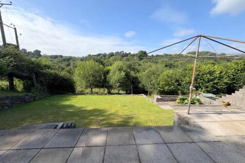 Rear Garden d.jpg