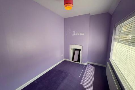 Bedroom 3a.jpg