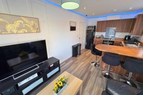 Lounge c (edit).jpg