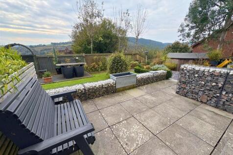 Rear Garden e (edit).jpg