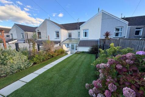 Rear Garden f (edit).jpg