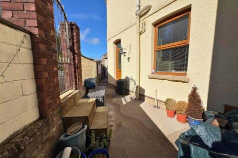 Rear Courtyard