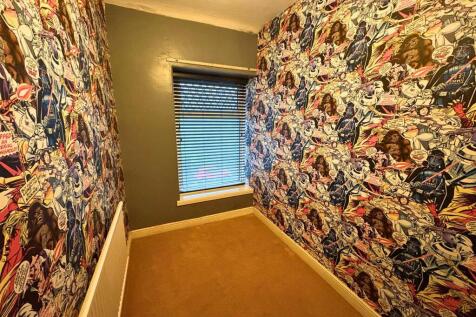 Bedroom 3a (edit).jpg