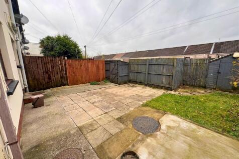 Rear Garden d (edit).jpg