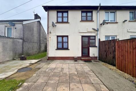 Rear Garden e (edit).jpg