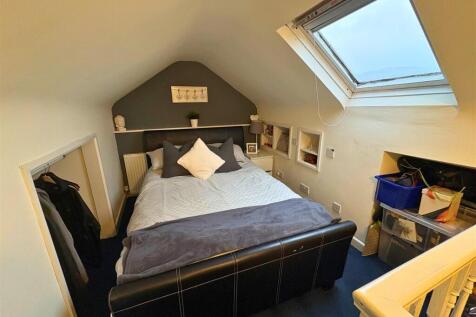 Loft Room a (edit).jpg