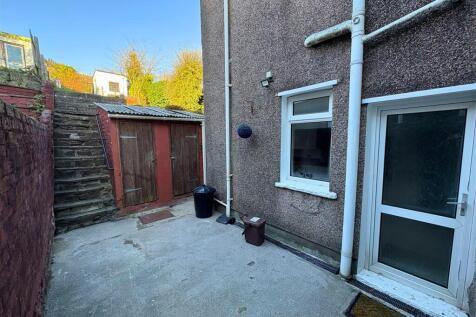 Rear Garden a (edit).jpg