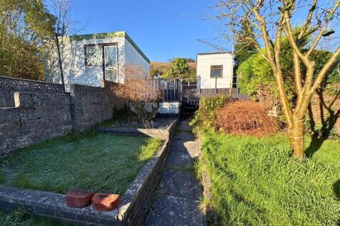 Rear Garden c (edit).jpg