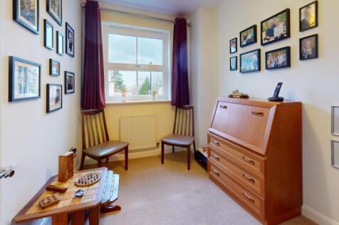 Hollingwood-Park-Bedroom.jpg