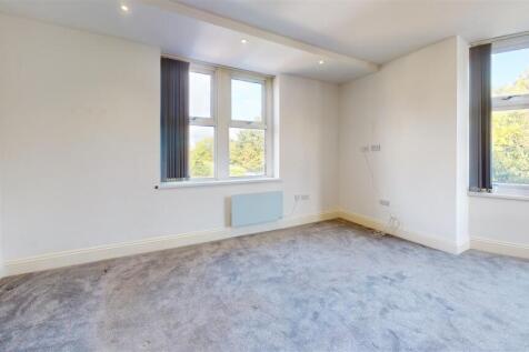105-Bradford-Road-Living-Room.jpg