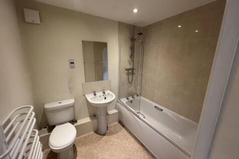 Bathroom new.jpg