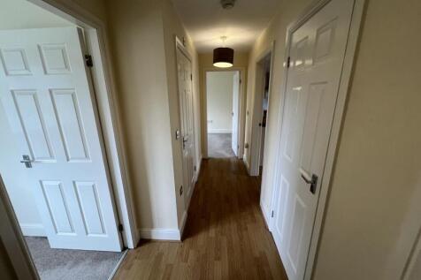 Hallway new.jpg
