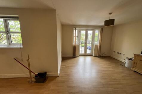 Living area new.jpg