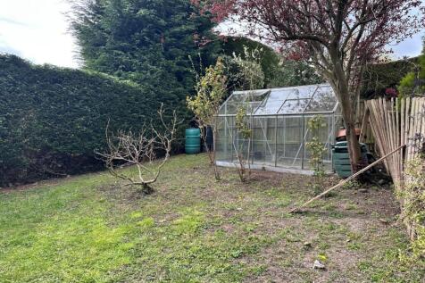 GARDEN.jpg