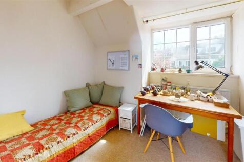 Manley-Grove-Bedroom 2.jpg