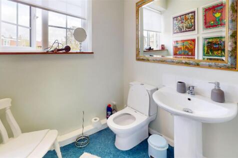 Manley-Grove-Bathroom 1.jpg