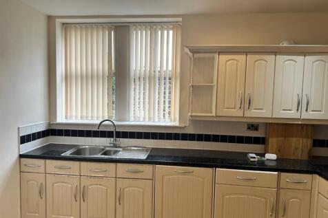 Kitchen 1.jpg