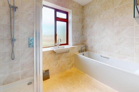 Low-Hall-Road-Bathroom.jpg