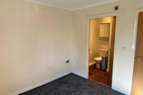 Bedroom with en suite.jpg