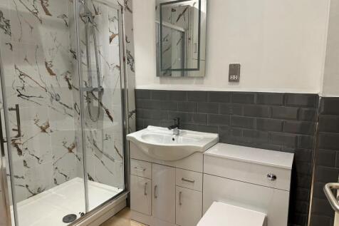 Shower Room.jpg