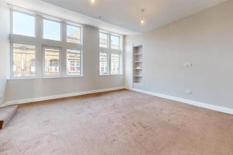 6-Oxford-Street-Bedroom 1.jpg