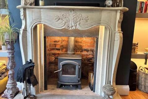 Fireplace.jpg