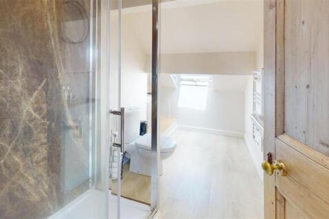 30-Sun-Lane-Bathroom.jpg
