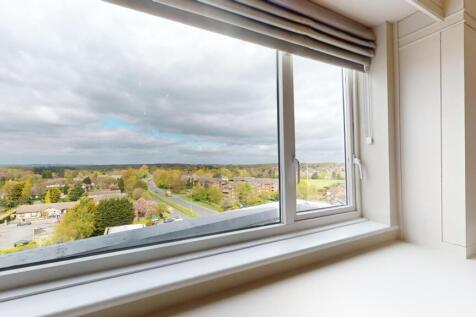 Harrogate-Road-Alwoodley-04232024_193543.jpg