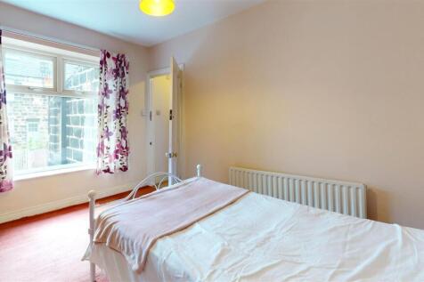22-Bradford-Road-Bedroom.jpg